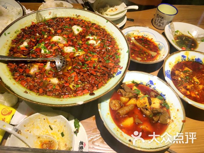 老重庆市井小吃·酸菜鱼(天河店)-图片-广州美食-大众