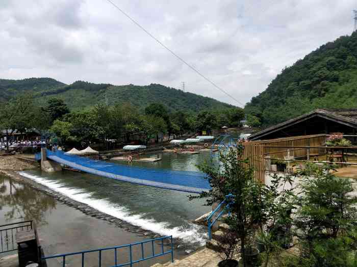 旗山水磨坊"闽侯旗山水磨坊～在森林公园旁边,路太难走.