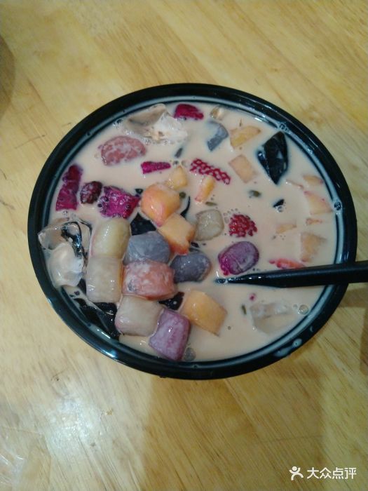 奶茶水果捞