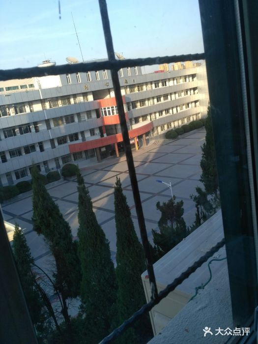 霍邱二中图片 第2张