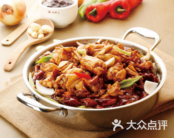 酱汁焖牛蛙