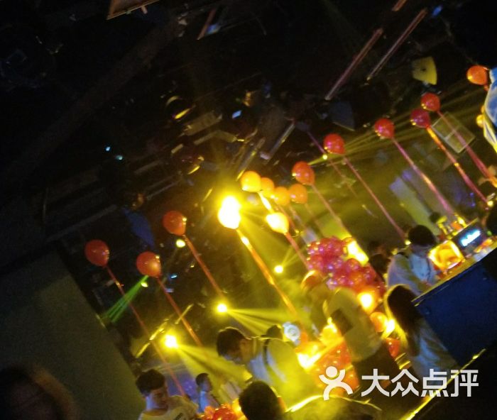 dr.oscar奥斯卡酒吧(大连麦莎店)图片 第7张
