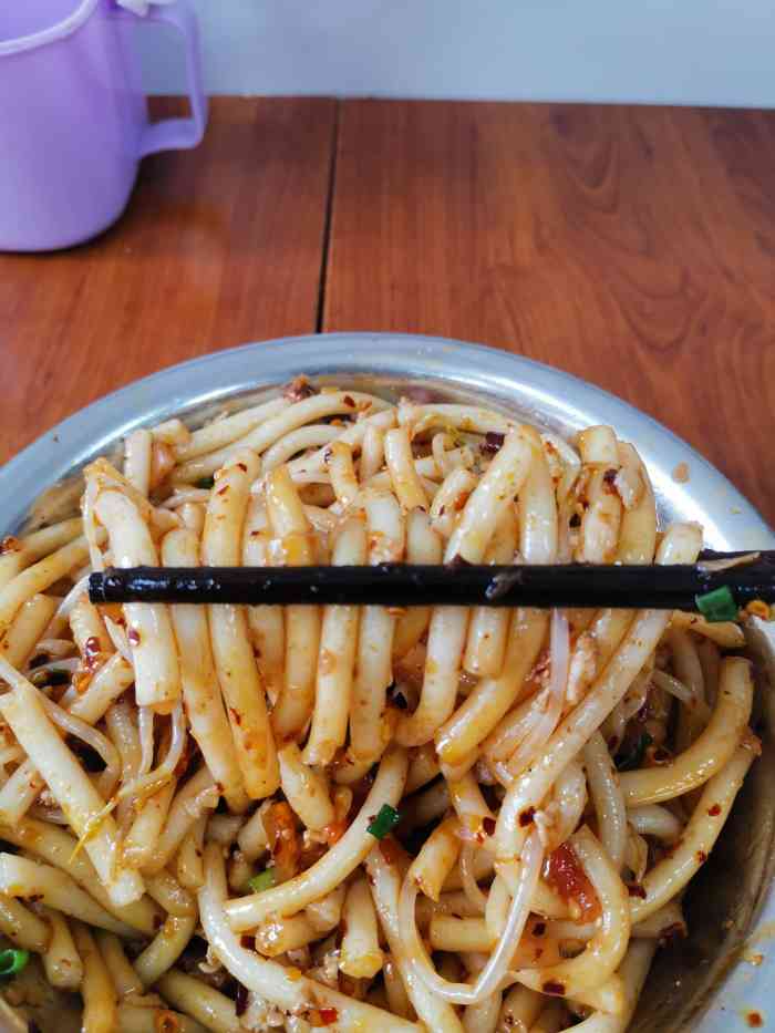 罗刚老贵阳素粉(花果园店)-"粉条是贵阳地道的酸粉,酸粉比普通米粉要