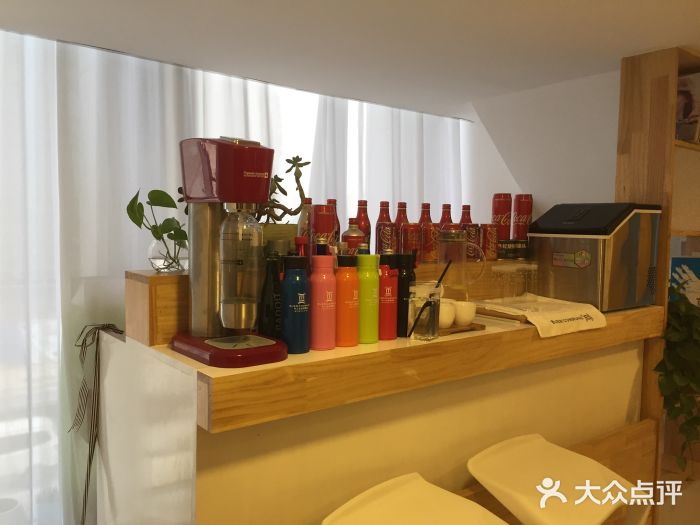 曹小曹肖像图片