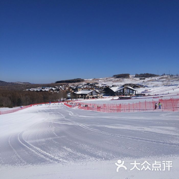 长白山鲁能胜地滑雪场