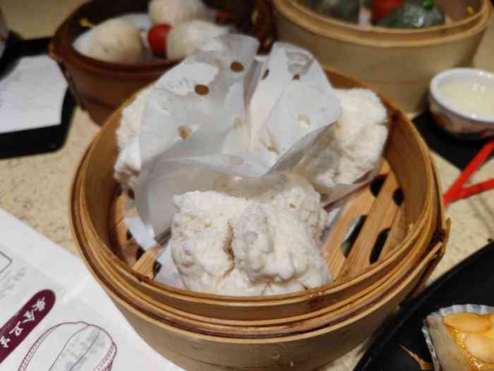 点都德广州老字号源于1933年2015年金牌虾饺皇蜜汁叉烧包成功申遗成为