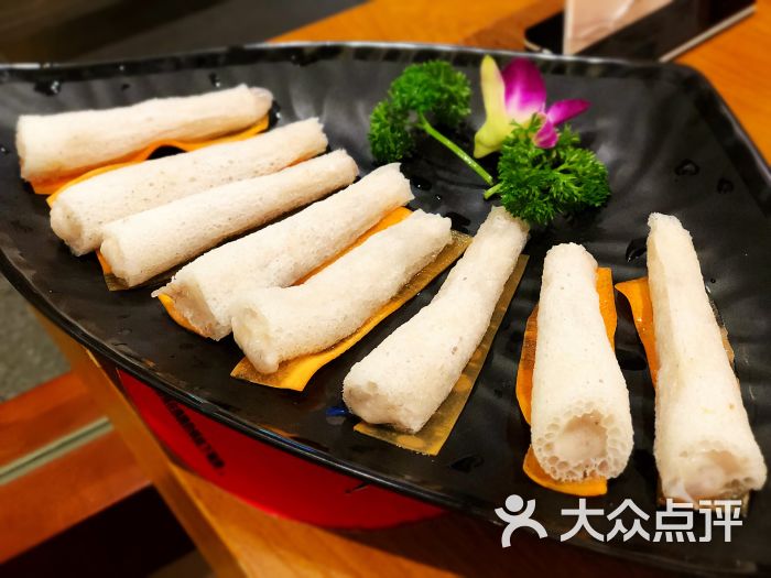 重庆高老九火锅(南京艾尚店)竹荪虾滑图片 第4张