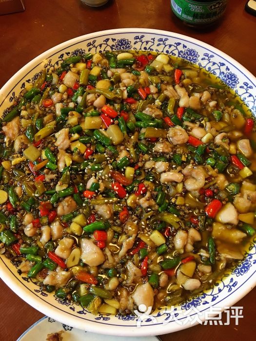 杨记隆府-民国霸王兔-菜-民国霸王兔图片-重庆美食