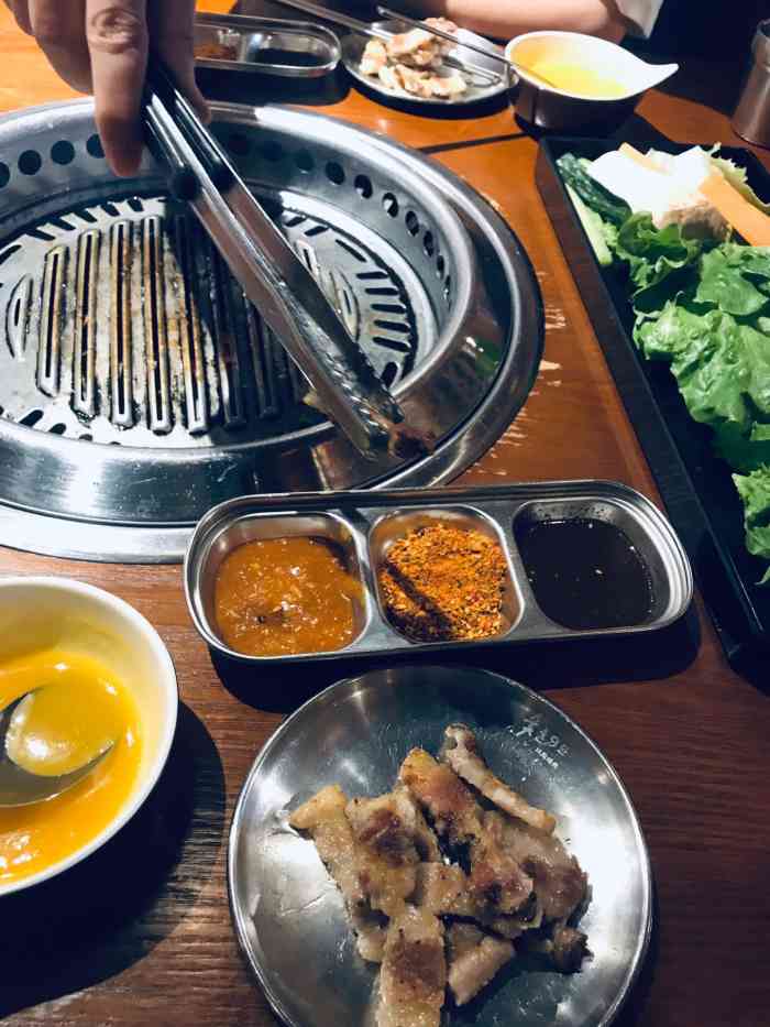 玖段烤肉·新村大排档(江汉路店)