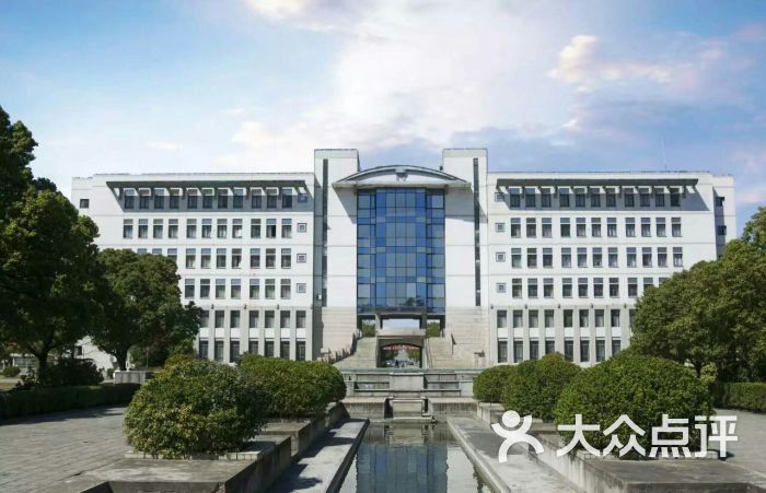 盐城工学院(东校区)博雅楼图片 - 第5张