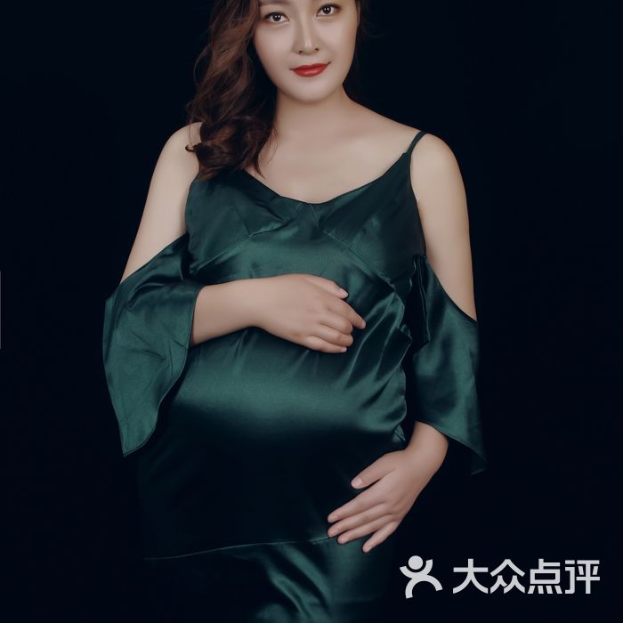 hello 妈咪高端孕妇摄影