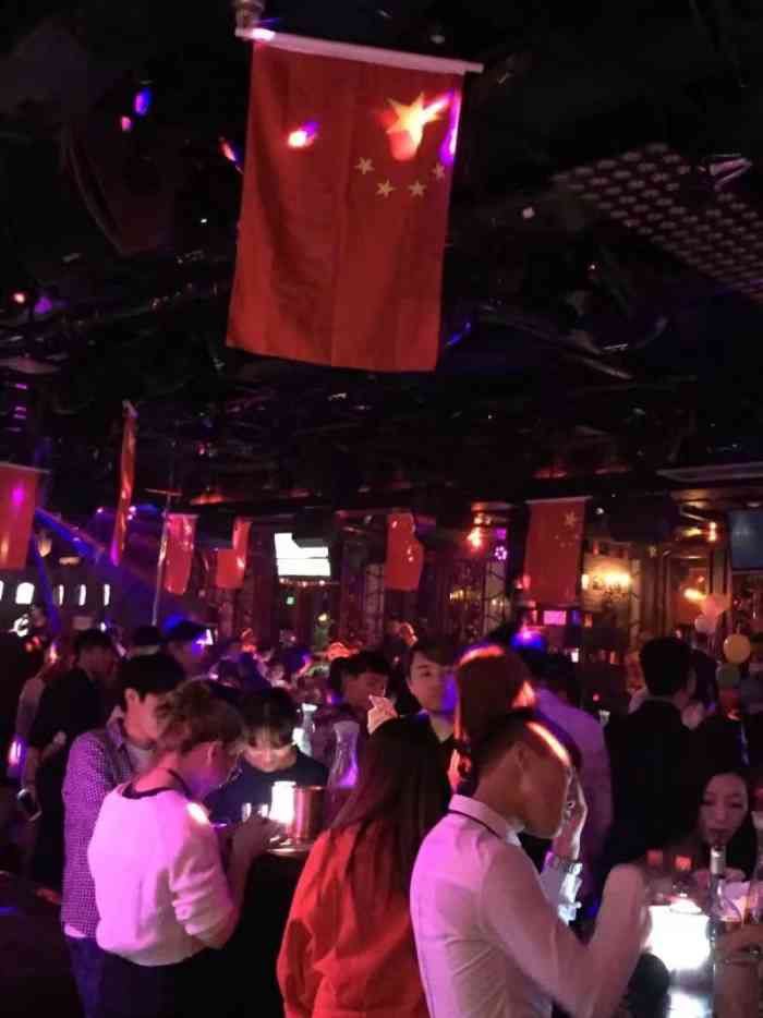 monkey club(镜湖店)-"在世贸大厦上面的一家酒吧,坐.