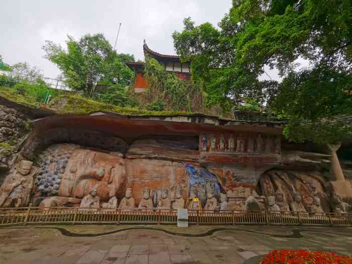 大足石刻宝顶山景区