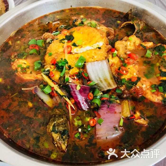 黄鸭叫煮荷包蛋