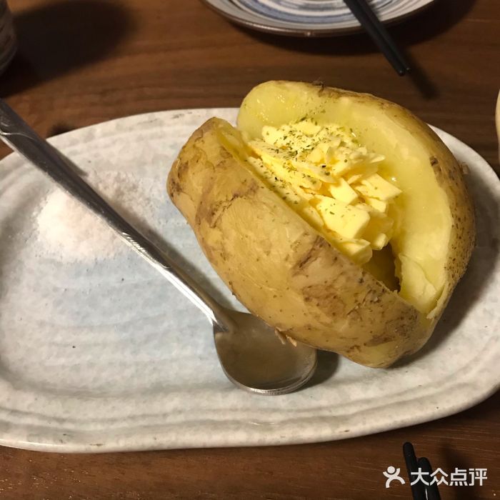 三禾屋·日料小食堂(梦想小镇店)黄油烤土豆图片