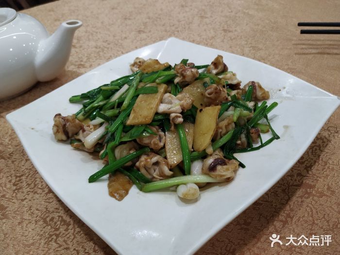 姜葱炒墨鱼仔