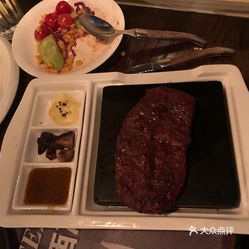 食间牛排人均_食间牛排
