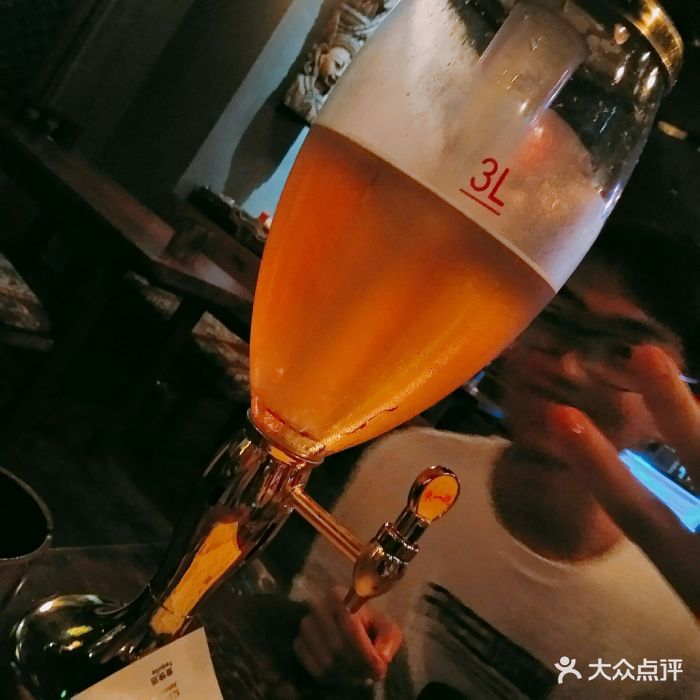 helens(大行宫店)扎啤图片 - 第1张