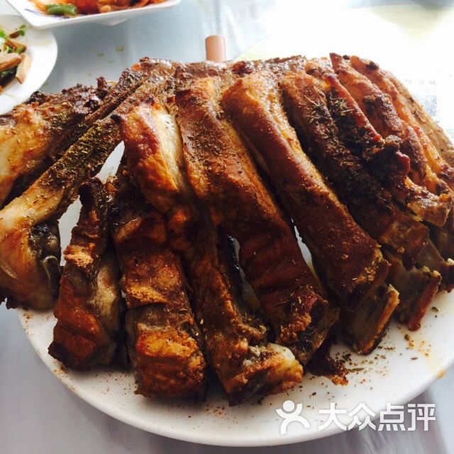 格日勒蒙餐-烤羊排图片-多伦县美食-大众点评网