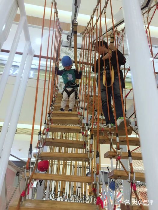 冒险家儿童室内拓展图片