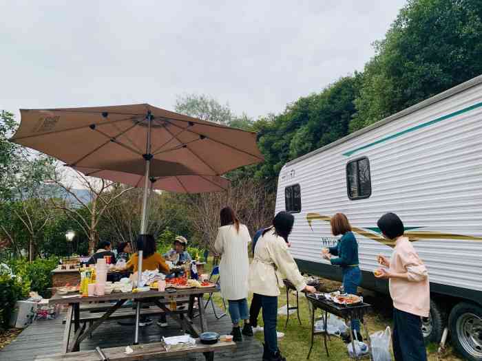 途居湘潭昭山房车露营地-"湘潭昭山露游基地,居住的还