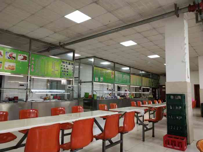 哈尔滨商业大学c区食堂-"食堂是指设于机关,学校,厂矿