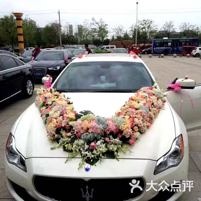 高端花车