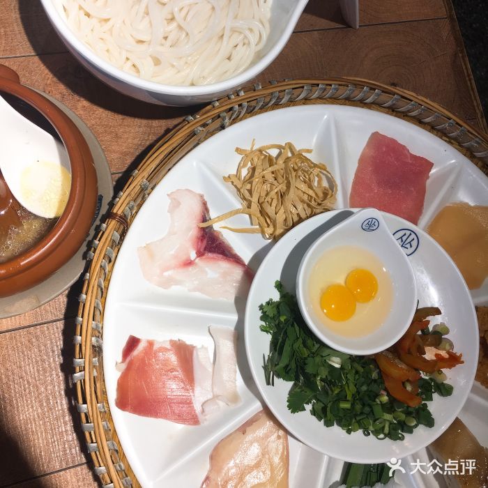 上坐传统过桥米线(公园1903店)图片 - 第1205张