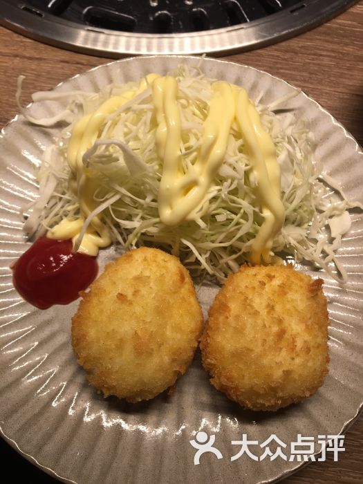 蟹肉奶油可乐饼