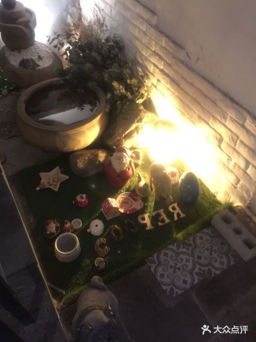 滨北附近的西堤咖啡一条街,一向是深圳比较.厦门美食附近罗湖区委图片