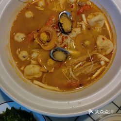 琼味鲜·海南文昌鸡·糟粕醋海鲜火锅(亚龙湾亚泰中心店)