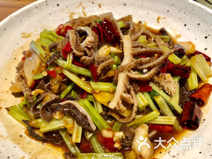 山胡椒油爆毛肚