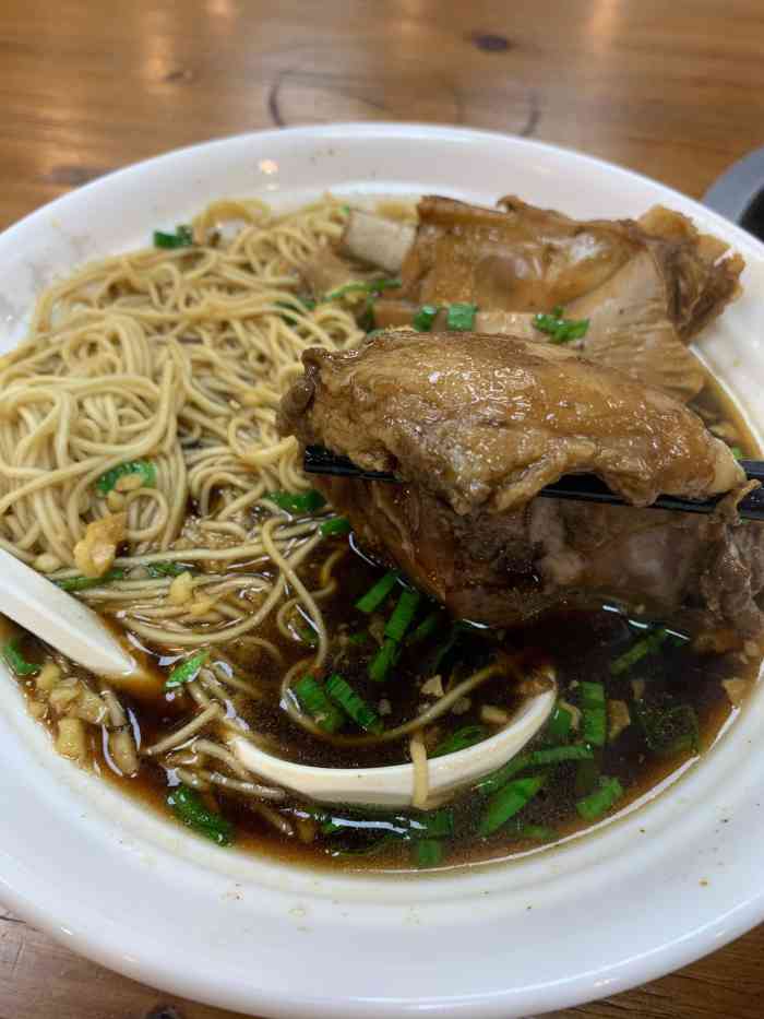 阿发羊棒骨·桐乡羊肉面(庆春路店)-"午饭时间来的.