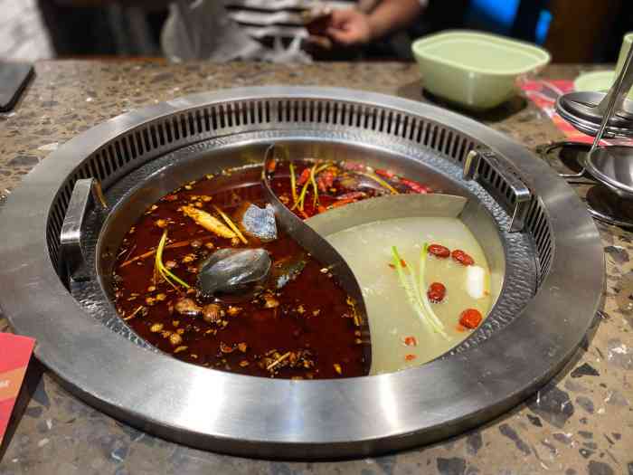 谭鱼头火锅(四里河分店)-"就在四里河红星美凯龙旁边