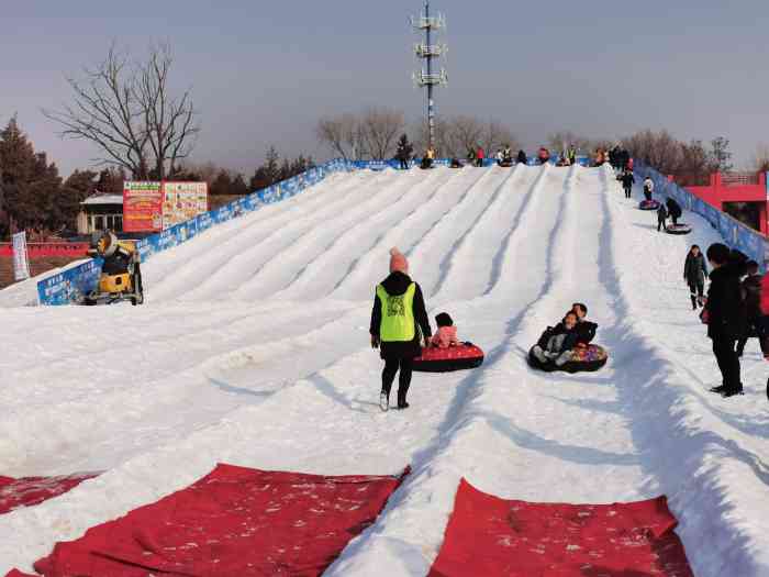 昊天公园昊天冰雪欢乐世界-"周末连逛两个冰雪世界哒