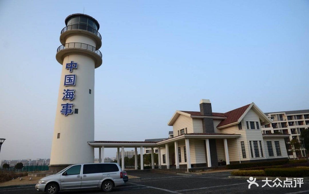 上海海事大学(临港校区)灯塔图片 - 第12张