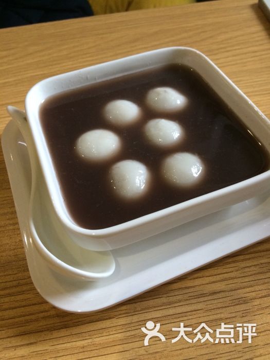 红豆沙汤圆