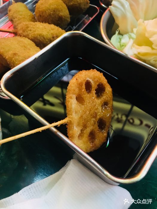 美食某人去感受了一下歌舞伎町,我最感图片.跟着简约兴趣图片