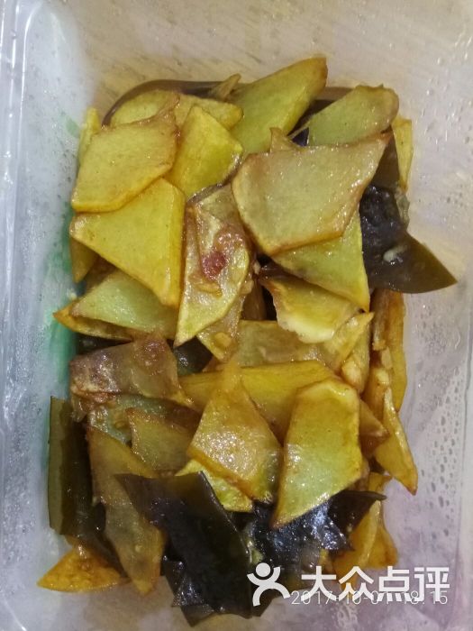 干煸土豆片炒海带