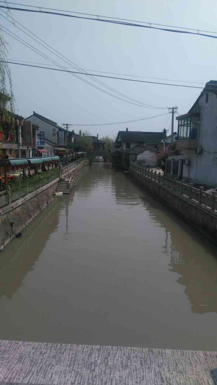 召稼楼古镇-"位于8号线终点站沈杜公路,出地铁站后.