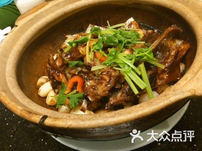 生焗鱼头