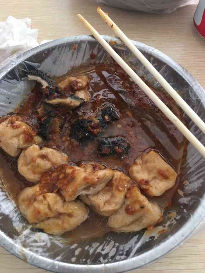 特意找了阳春推荐小吃,每次回家都会回来吃,超喜欢他家的萝卜,很是