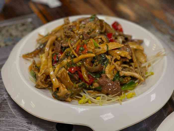 老崇左特色风味食馆-"崇左菜系排名第一的餐厅.07:位置挺好.