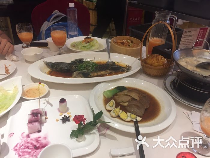 万龙洲海鲜大酒楼(阜成门店)的点评