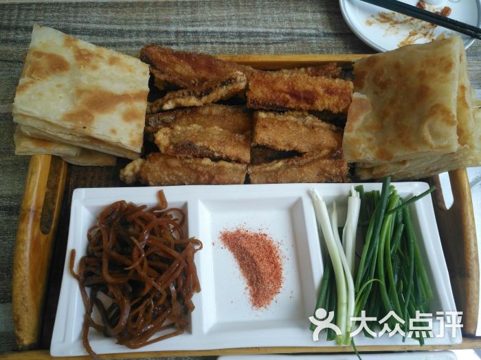 闻道食府(车耳营村店)烙饼卷带鱼图片 - 第2张