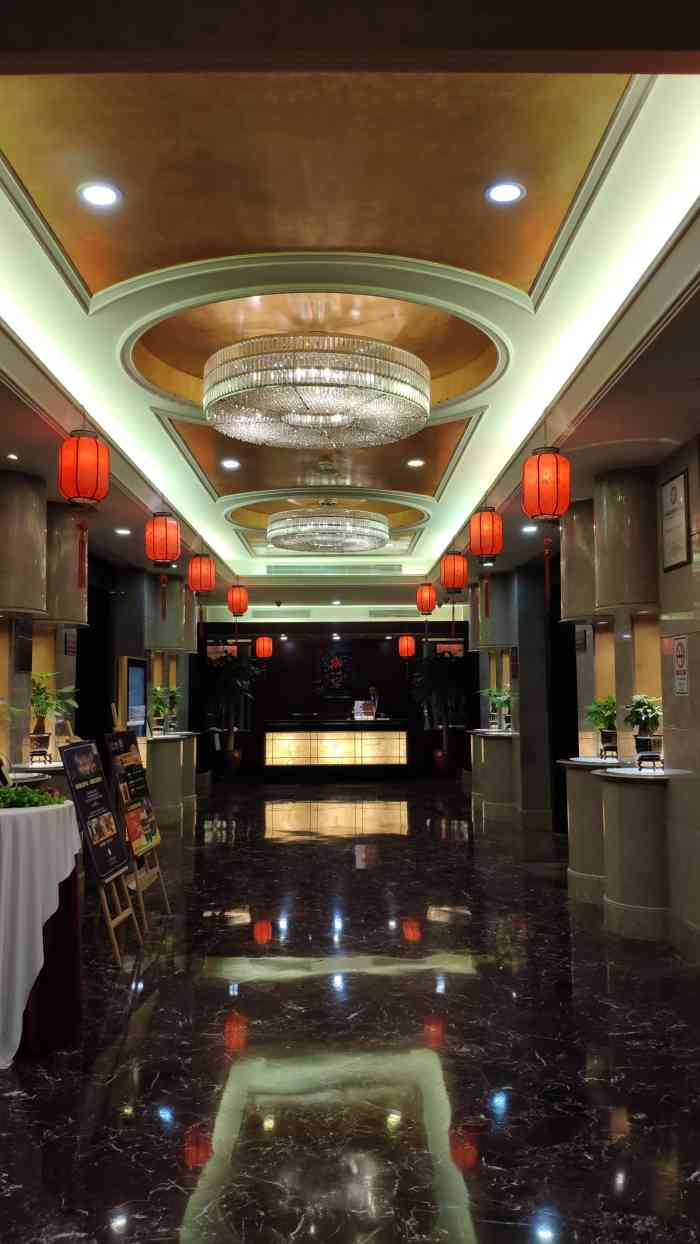 广州阳光酒店羊城御宴中餐厅-"差评,食物量少,贵,平均