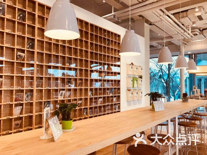 猫的天空之城概念书店(北戴河蔚蓝海岸店)图片 - 第9张