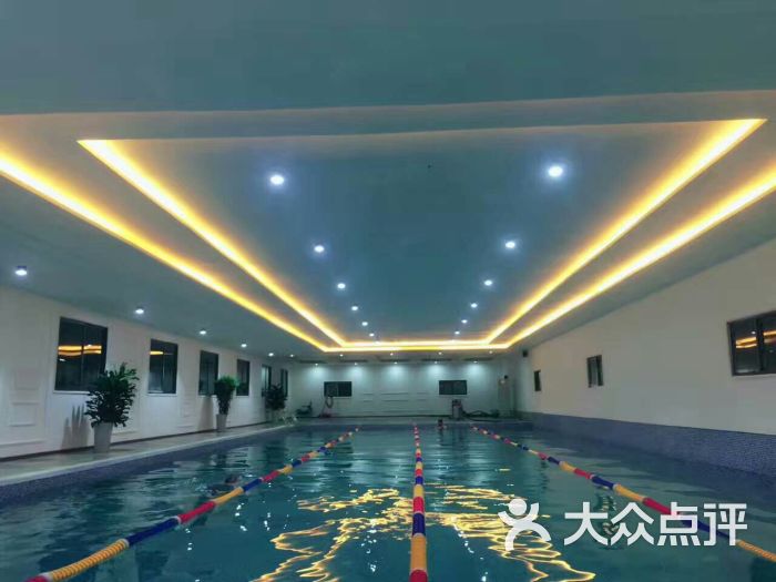 优佳健身游泳会所图片 第1张