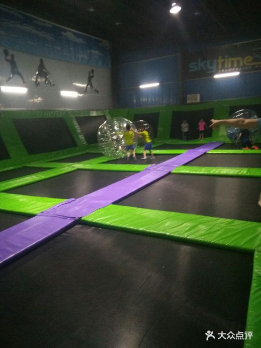 跃动蹦床公园skytime trampoline park图片 - 第5张