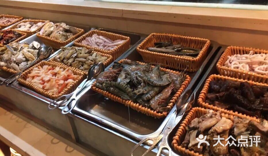 百合酒店香榭里自助餐厅图片 - 第2张